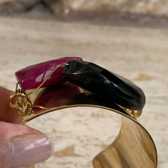 Cuff    - Picture 9 of 9